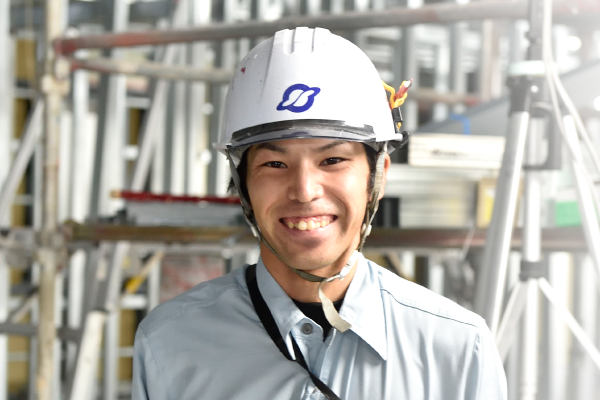 先輩メッセージ 上田 亮 技術を社会に 笑顔をあなたに 三東工業社 先輩メッセージ 上田 亮 技術を社会に 笑顔をあなたに 三東工業社